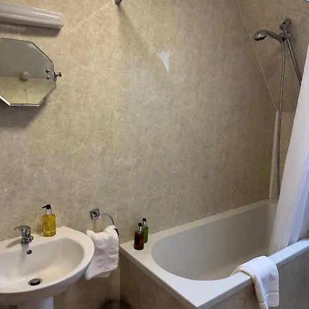 Hotel The Chetwynde 4*